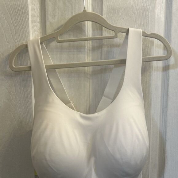 NWT All In Motion High Support Adjustable Wireless Convertible Strap Bra 42DDD - Picture 10 of 16